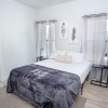 Отель Spectacular Cozy 3 BR Plus 2 and a Half BA Apt Near Downtown, фото 4