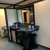 Отель Designer Inn & Suites, фото 35