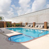 Отель Quality Suites Houston IAH Airport - Beltway 8, фото 10