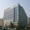 Отель Zibo Fengjing Huating Business Hotel, фото 1