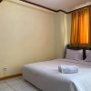 Отель Warm And Cozy Studio No Kitchen At Kebagusan City Apartment, фото 4