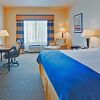 Отель Holiday Inn Express Delano Highway 99, фото 11