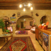 Отель Holiday Cave Hotel, фото 2