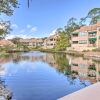 Отель Hilton Head Island Condo w/ Community Pool, фото 18
