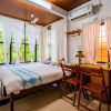 Отель OYO 14757 Home Charming 2BHK Kundanoor, фото 7