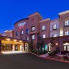 Отель Fairfield Inn & Suites Riverside Corona/Norco, фото 15