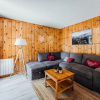 Отель Charming apartment with balconies 5min from the Bettex gondola, фото 3