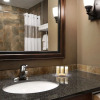 Отель Days Inn & Suites Strathmore, фото 9