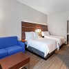 Отель Holiday Inn Express & Suites Tulsa Northeast - Owasso, an IHG Hotel, фото 5