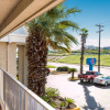 Отель Travelodge by Wyndham San Antonio Lackland AFB North, фото 20