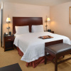 Отель Hampton Inn & Suites Tacoma, фото 3
