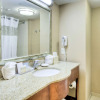 Отель Hampton Inn Wilmington - University Area/Smith Creek Station, фото 8