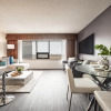 Отель Luxury Downtown One Bedroom Suite, фото 8