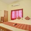 Отель OYO Flagship 42700 White Sand Guest House, фото 4