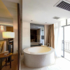 Отель Yichun Grand Metropark Resort, фото 4