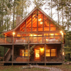 Отель Amazing River Retreat, 3 Bedrooms, WiFi, Sleeps 8, Pool Table, фото 1