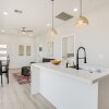 Отель Modern Phoenix Apt w/ City Views, 1 Mi to Downtown, фото 9