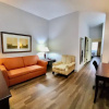 Отель Red Roof Inn & Suites Midland, фото 5