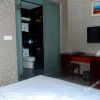 Отель Longwei Business Hotel, фото 2
