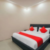 Отель OYO 22828 Flagship Sector 1A, фото 3