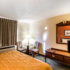 Отель Days Inn & Suites By Wyndham Tulsa Airport, фото 3