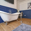 Отель Clovelly House Luxury 5 bedroom, 5 bathroom home, фото 9