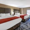 Отель Quality Inn & Suites, фото 49