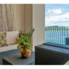Отель Hotel-style Ocean-view Unit in Flamingo With Pool, фото 21