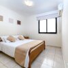 Отель 2 bed Apartment Overlooking Pool - Oroklini, фото 3