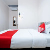 Отель Art Guest House Syariah by OYO Rooms, фото 5