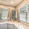Отель Lakeview Home - 1 Mile From Bull Shoals Lake!, фото 10