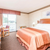 Отель Howard Johnson Hotel Kitchener, фото 3