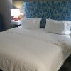 Отель Hampton Inn & Suites Kansas City-Merriam, фото 16