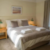 Отель Stunning Edinburgh 1820s stables converted studio, фото 3