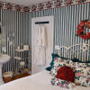 Отель Seasons on Main Bed and Breakfast, фото 11