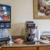 Отель Econo Lodge Norwalk, фото 11