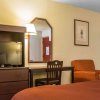 Отель Rodeway Inn & Suites, фото 3