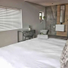 Отель IMOYO INN Luxury Ocean View family house Sandbaai, фото 2