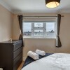 Отель Impeccable 3-bed House in Basildon, фото 5