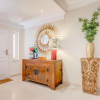 Отель Seafront Beach Villa - Unit 1, фото 1