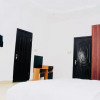 Отель Charming 3-bed House in Lekki, фото 9