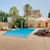 Отель Superlative 4 Bedroom Villa With Private Pool, фото 12