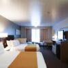 Отель Oxford Suites Spokane Valley в Спокан-Вэлли