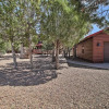Отель Show Low Family Cabin: Close to Golf & Hiking, фото 18