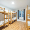 Отель Auberge de la Paix - Hostel, фото 3