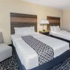 Отель La Quinta Inn & Suites by Wyndham Garland Harbor Point, фото 46