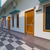 Отель OYO Life 92691 Mc Kost Syariah, фото 2