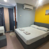 Отель OYO 90798 Two Two Inn, фото 3