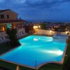 Отель Lavish Holiday Home in Tortoreto With Pool, фото 1