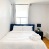 Отель Stylish 1 Bdr Apartment in Toronto, фото 3